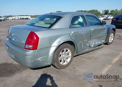 2006 Chrysler 300 Touring из США, поврежденный, VIN 2C3KA53G46H102938